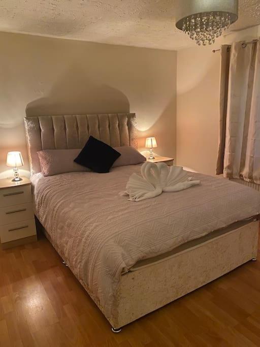 3 Bedroom Home-Инверкитинг Экстерьер фото